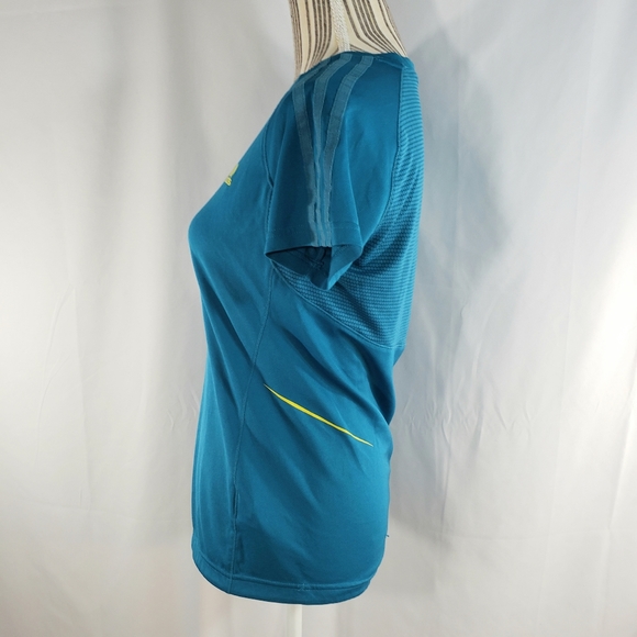 adidas Supernova Blue Tee w/ Zipper Pocket & Ear Bud Slot Size Medium - Picture 3 of 8